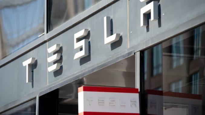 Las-existencias-de-Sky-High-Tesla-pueden-ver-su-coincidencia-con-el-coronavirus.jpg